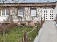 Greifen Sie zu! Gepflegtes Reihenmittelhaus mit Garten und einer Tiefgarage in Banzkow - Banzkow