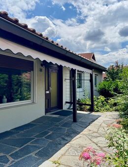 Charmanter Bungalow in ruhiger Wohnlage - Barrierefrei & mit großem Grundstück - Trossingen