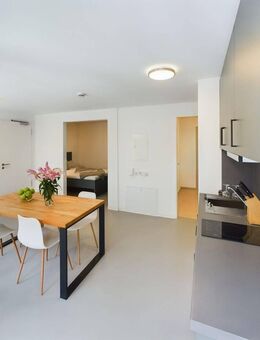 Möbliertes + schickes Apartment mit Balkon in der Marilyn Oldenburg | Suite - Oldenburg