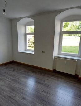 BARRIEREFREIE WOHNUNG FÜR SINGLES - Mildenau