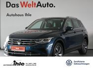 VW Tiguan, 1.4 TSI eHybrid Elegance 2026 DIGITAL, Jahr 2021 - Hohenwestedt