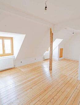 Lübecker Lebensart à la française - großer Altbau mit Seele und neuer EBK - Lübeck