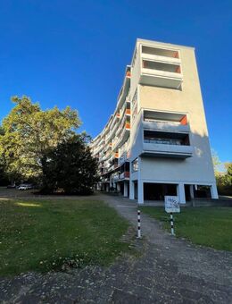 Koop. JKAsset GmbH: Gropius Bau*Bauhaus vom Feinsten! Platz-und Raumwunder mit Süd Balkon* - Berlin