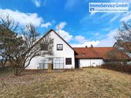 LAUF-NEUNHOF: Gepflegtes und großzügiges Einfamilienhaus mit Doppelgarage und schönem Garten! - Lauf (Pegnitz)