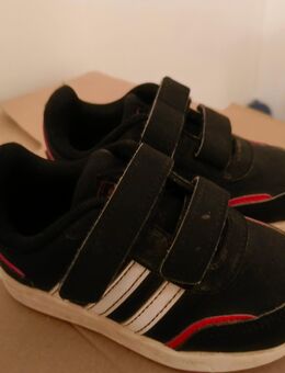 Adidas Kinderschuhe Größe 23 - Ellerau