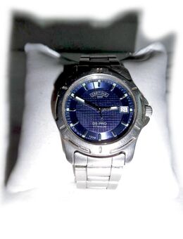 Blaue Armbanduhr von Certina - Nürnberg