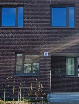 Modernes 5-Zimmer Reihenhaus mit Garten und Loggia - Hannover