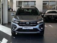 Dacia Sandero, Stepway TCe 100 ECO-G Comfort, Jahr 2022 - Radeberg