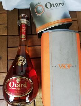 Otard Cognac, Rarität, 10 Jahre alt, Geschenk, Metalldose - Essen