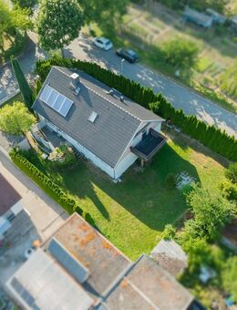 Großzügiges Einfamilienhaus in Fertigbauweise mit Garage auf großem Grundstück - sofort beziehbar - Schlierbach