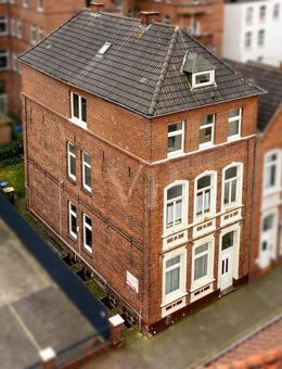 Sanierungsbedürftiges Drei-Parteien-Haus mit Entwicklungspotenzial in zentraler Lage - Emden