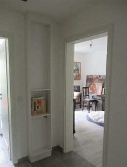 Helle 2-Zimmer-Wohnung mit Balkon in ruhiger Lage - modernisiert und komfortabel - Hof