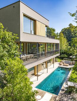 Architekten-Villa mit hochklassiger Ästhetik, Spa-Bereich und Pool in einzigartiger Lage - München
