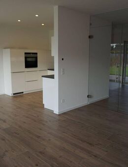 Außergewöhnliche Luxuswohnung mit Garten -ideal für Paare oder Kleinfamilie! - Mönchengladbach