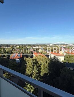 Große 3-Zimmer Wohnung mit kleinem Balkon, Stellplatz und traumhafter Aussicht - Fürth