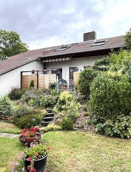 Gepflegtes Dreifamilienhaus! Hier bieten sich viele Optionen! - Nörten-Hardenberg