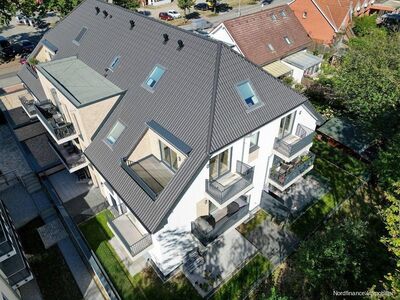 Hochwertige Maisonettewohnung mit Südbalkonen, Loggia und Teilmeerblick