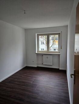 Schöne 3-Zimmer Wohnung, ca. 87 m² im 1. OG - Mühldorf (Inn)