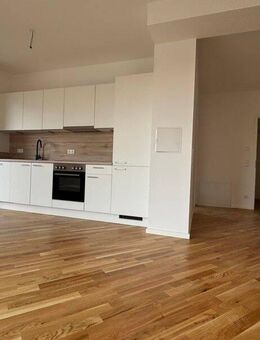 Wohlfühlen in Mockau: 4-Raum-Wohnung im Erstbezug mit EBK und Balkon - Leipzig
