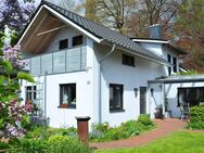 Gemütliches Holzhaus von 2017 in ruhiger Lage mit Parkblick Nähe Ratzeburger See - Ratzeburg