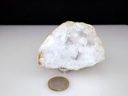 Quarzdruse mit schönen weißen Kristalle ca. 300 g - Passau