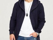 behype Strickjacke JAROMIR mit kuscheliger Kapuze