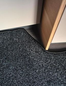 Teppich, Adria Coral XL Plus 660 SL (L-Dinette) Modeljahr 2024 - Kämpfelbach