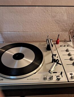 Plattenspieler Phillips GF 660 - Harsum