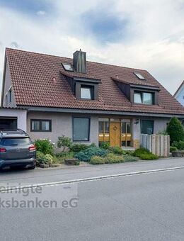 Dreifamilienhaus mit großem Potenzial in guter Wohnlage von Holzgerlingen - Holzgerlingen