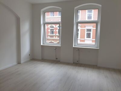 ++Erstbezug 4 Zimmer Wohnung ab Juni 2025 im 2. OG zu vermieten++