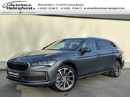 Skoda Superb, 1.5 TSI IV Combi iV CANTON Alu19, Jahr 2022 - Castrop-Rauxel