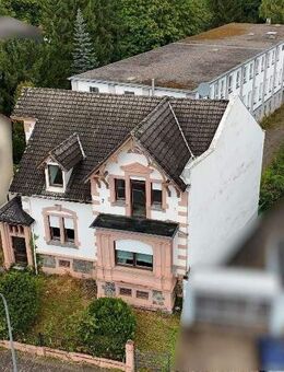 +++Ensemble aus modernisierter, historischer Villa und großem Fabrikgebäude+++ - Pirmasens
