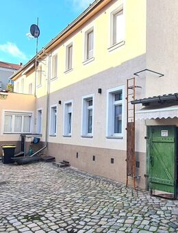 FINALER PREIS|PROVISIONSFREI|TOP-LAGE BERLIN | 2 Familienhaus mit 4 Garagen und 6 Parkplätzen ! - Berlin