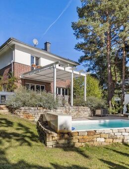 Exklusives Traumhaus mit Pool und Garten - Berlin