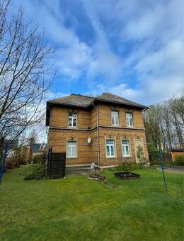 Denkmalgeschütztes Zweifamilienhaus in Neugersdorf auf Erbbaupacht - Ebersbach-Neugersdorf