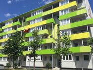Gemütliche, seniorengerechte 1-RW mit Balkon in zentraler Lage! - Heidenau (Sachsen)