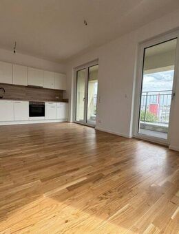 Lichtdurchflutete 4-Zimmer-Wohnung im *Erstbezug* mit EBK, Balkon und 2 Bädern - Leipzig
