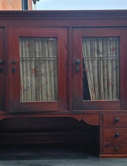 Alter Holzschrank - Dahn