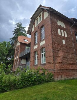 Top sanierte Altbauwohnung im Grünen mit eigenem Garten - Viersen