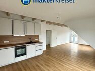 Neubau in ruhiger Lage: Dachgeschosswohnung mit 3 Balkonen nach Kfw-55 Standard und mit Wärmepumpe! - Aurich