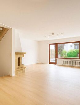 Großzügiges Reihenhaus in Weilimdorf - frisch renoviert und bezugsfrei ab Oktober/November - Stuttgart