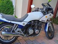 Yamaha XJ 750 - Hameln