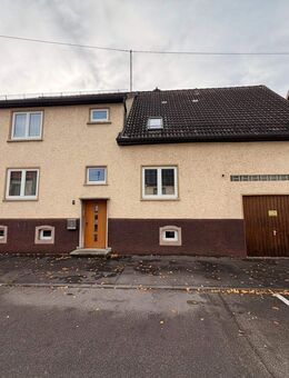 Gepflegtes Einfamilienhaus in guter Lage in Spaichingen - Spaichingen