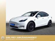 Tesla Model Y, Performance Dual Motor AWD, Jahr 2022 - Offenburg