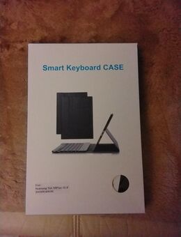 Smart Keyboard Case - Chemnitz