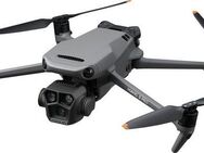 DJI DJI Mavic 3 Pro Cine Premium Drohne (5,1K, DJI RC Pro Fernsteuerung, 1TB SSD, 3 Akkus und Ladestation)