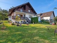 Familienhaus in Günzburg: 5 Zimmern auf 172 m² und zwei Balkonen und Terrasse - Günzburg