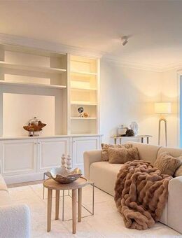 Gemütliche Wohnung mit Kamin und 2 Balkonen in Harvestehude - Hamburg