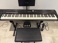 Stagepiano Roland Rd-2000 mit Fußpedal, Stativ und Sitzbank - Schwindegg