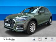 Audi Q5, 2.0 basis EU6d 40 TDI quattro, Jahr 2021 - Vlotho